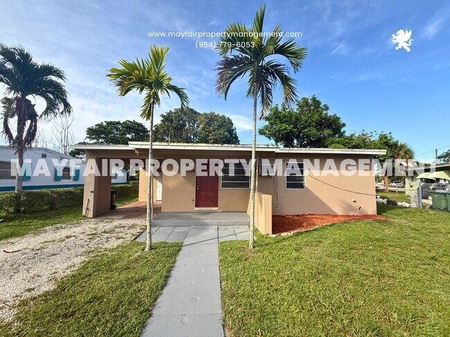 Building Photo - 1204 Chateau Park Dr