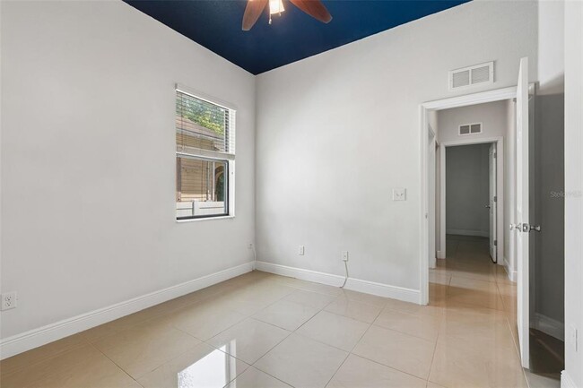 Building Photo - 2311 W Aileen St