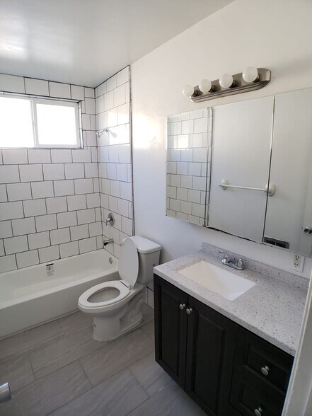 Building Photo - 5433 Sepulveda Blvd