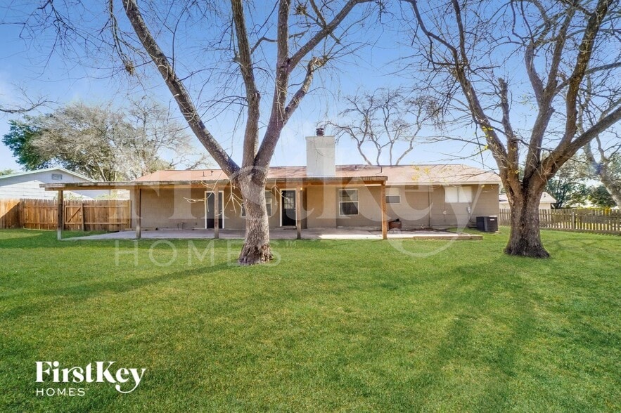 Building Photo - 6601 Derby