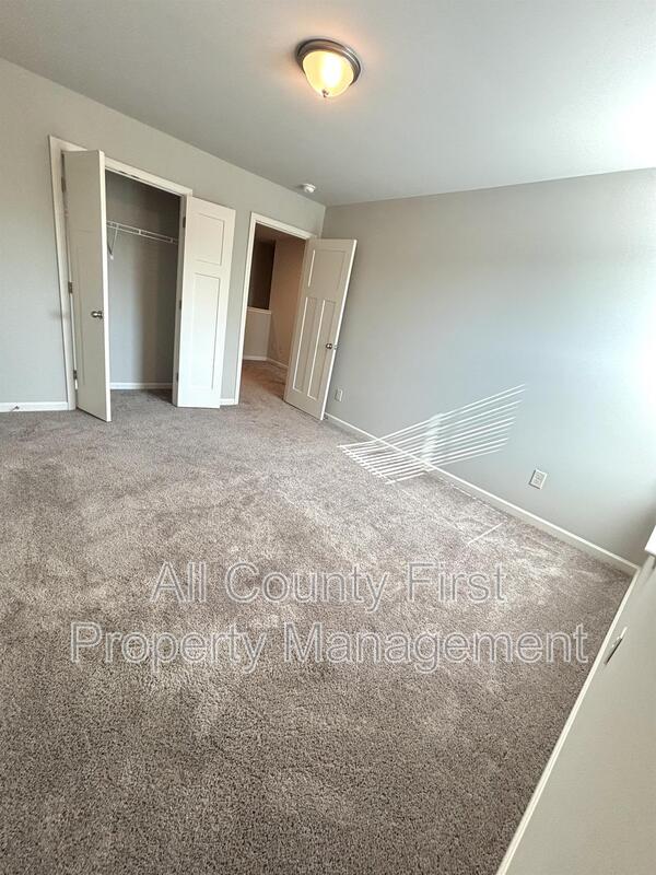 Building Photo - 1380 Sugar Glen Ct