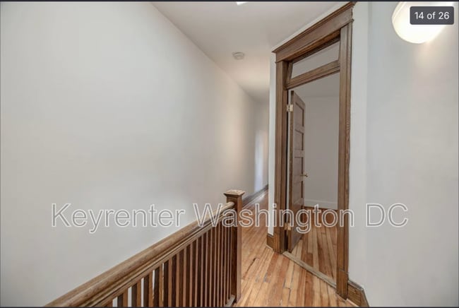 Building Photo - 611 4th St NE