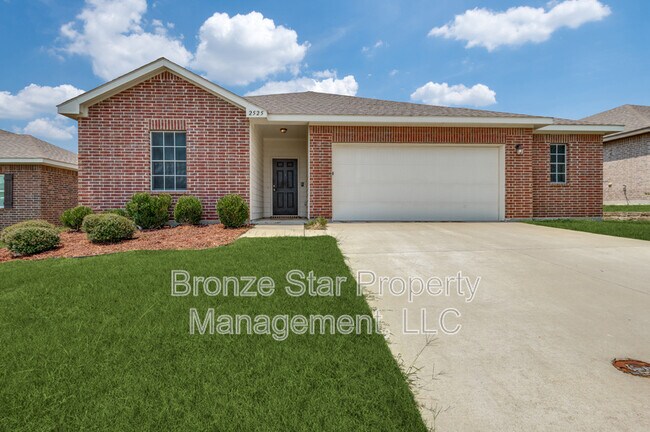 Primary Photo - 2525 Comal Creek Dr