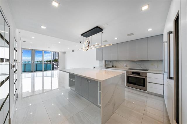 Building Photo - 360 CONDO