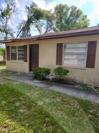 Building Photo - 1711 Birchwood Cir