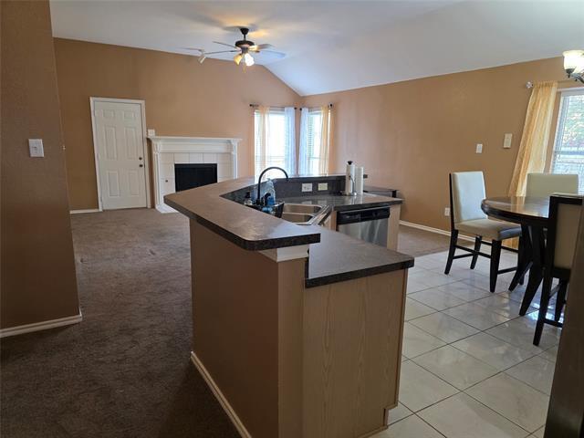 Building Photo - 5600 Creekhollow Dr