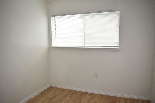 Building Photo - 2012 Polley Dr