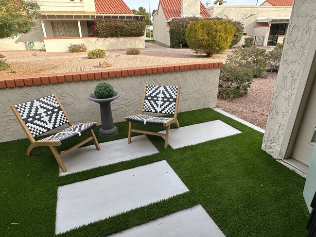 Building Photo - Old Town Scottsdale Patio Home Rental