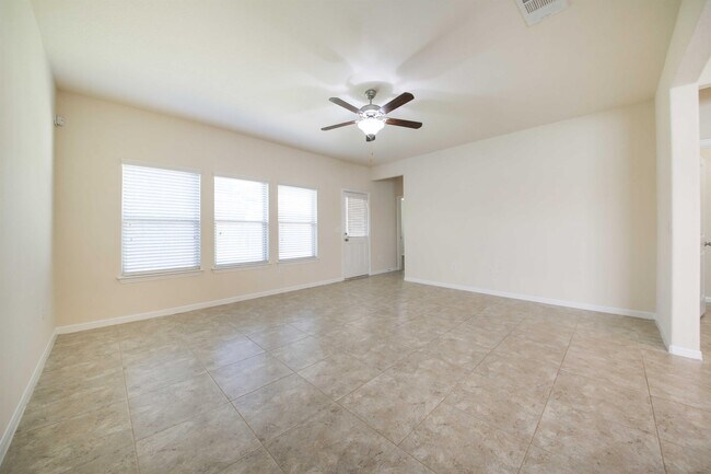 Building Photo - 14002 Madrigal Ln