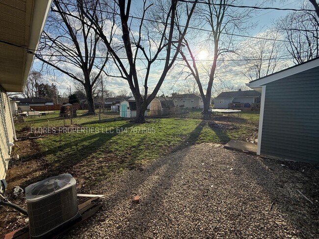 Building Photo - 6251 Faircrest Rd