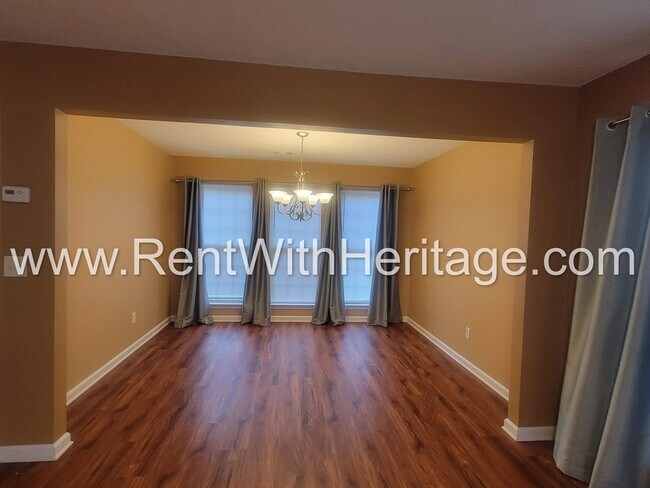 Building Photo - WOW!!! GORGEOUS HOME IN POPULAR CREEKSIDE SUBDIVSION / SWIM / TENNIS / UPGRADES GALLORE