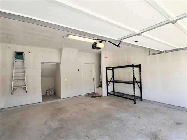 Building Photo - 920 Brookville Ct