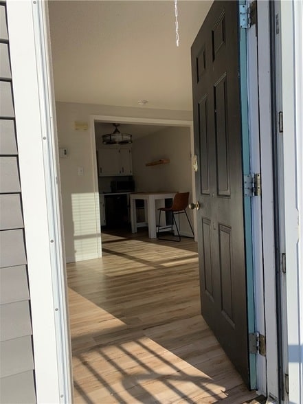 Building Photo - 200 Post Rd