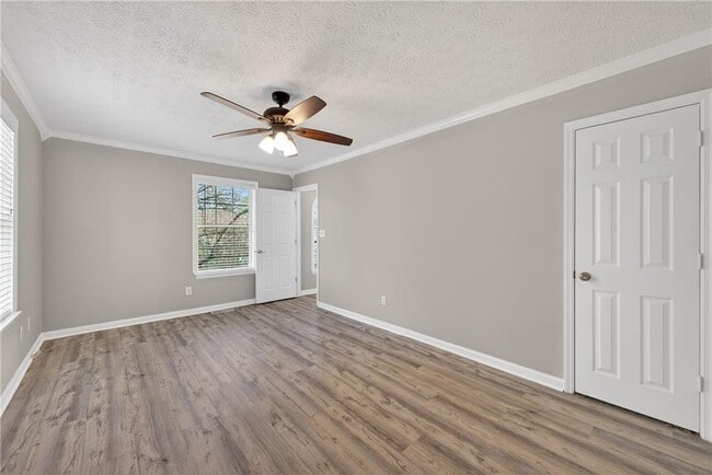 Building Photo - 1418 Shiloh Way NW