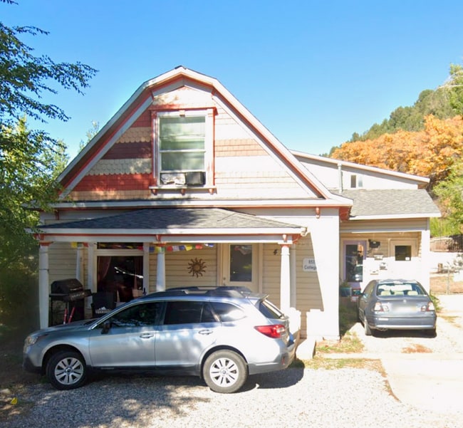 Building Photo - 853 E College Dr