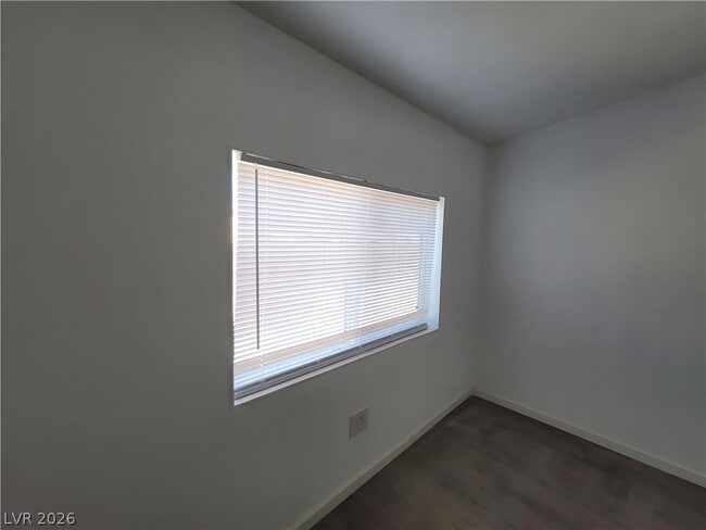 Building Photo - 6061 E Judson Ave