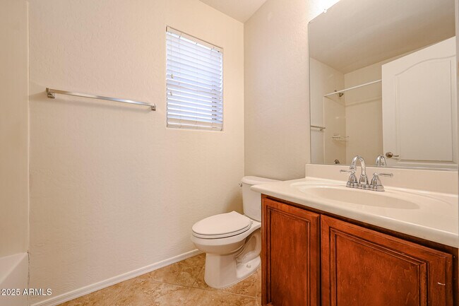 Building Photo - 12848 W Desert Mirage Dr