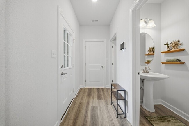 Building Photo - 2238 Sanibel Ln