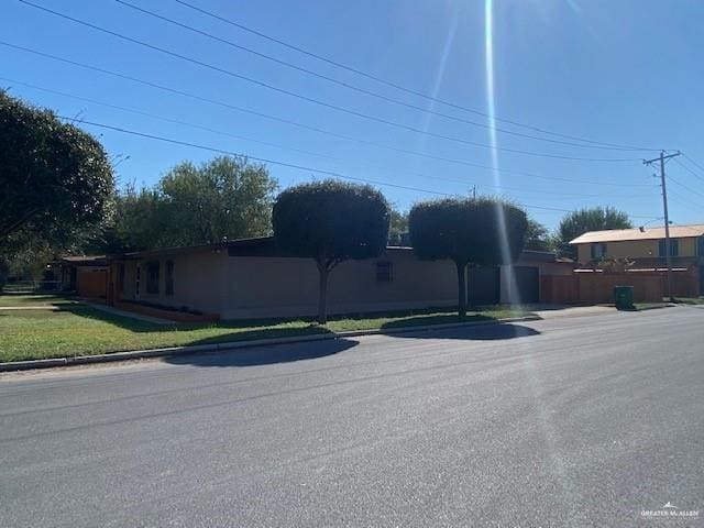 Building Photo - 13 West Dr