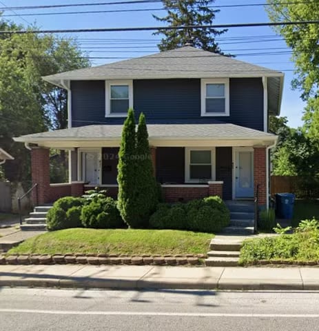 Primary Photo - 811 E 52nd St
