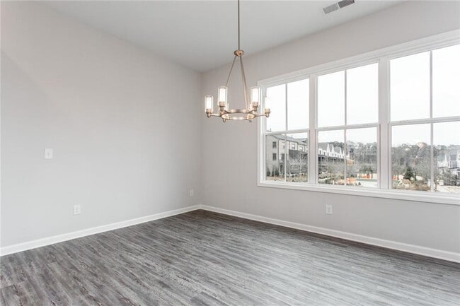 Building Photo - 6680 Cortland Walk