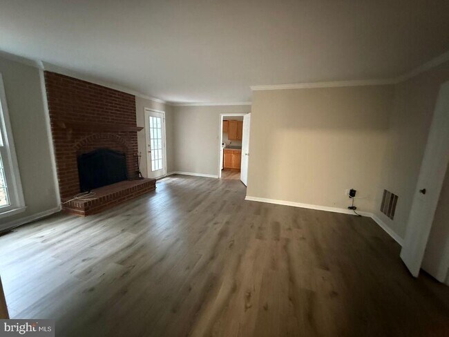 Building Photo - 3310 Applegrove Ct