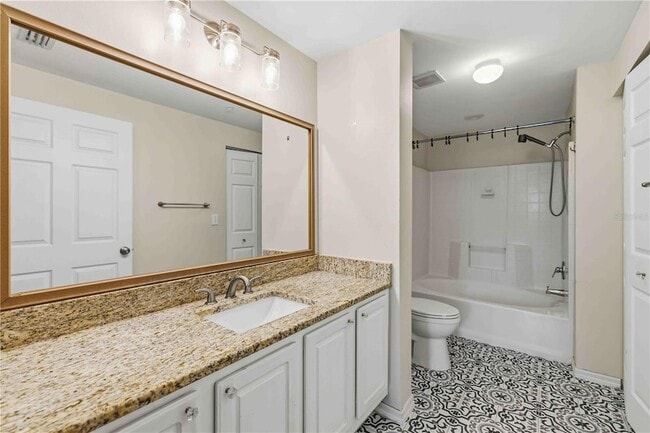 Building Photo - 5655 Bentgrass Dr
