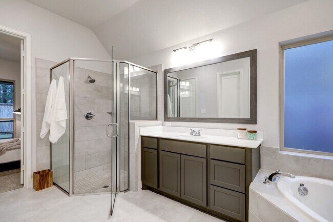 Building Photo - 804 Fall Rock Branch Dr