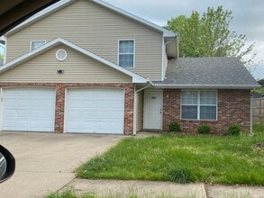 Building Photo - Santa Rosa Court 2416-2418