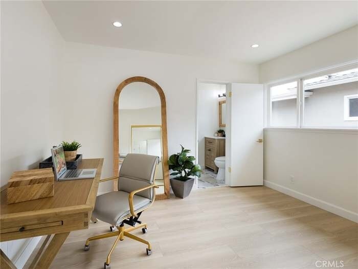 Building Photo - 5244 W 137th Pl