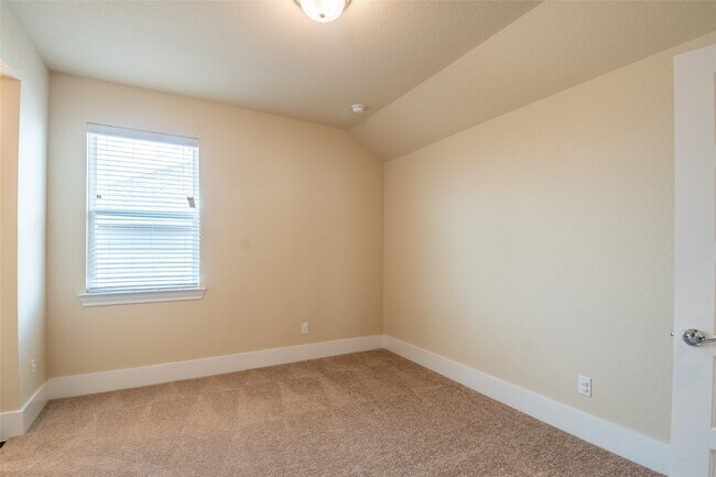 Building Photo - 19015 Yellowstone Landing Ct