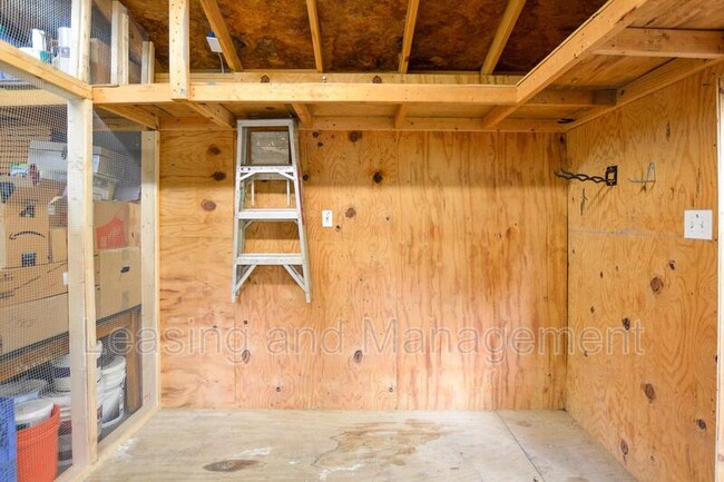 Building Photo - 2156 Forest Lakes Blvd
