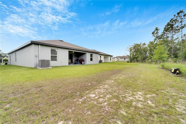 Building Photo - Newly built modern home in Lakeland!