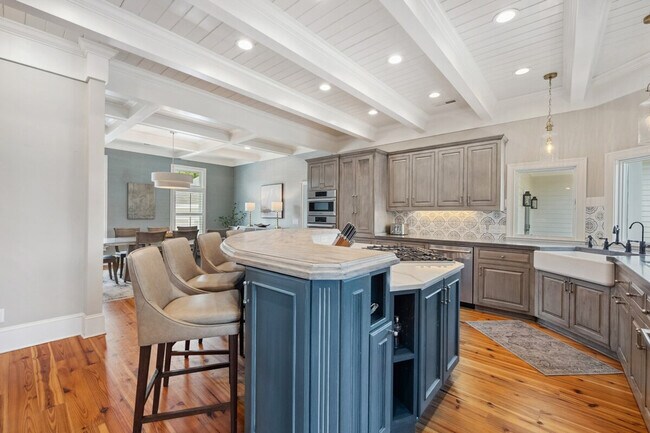 Building Photo - 297 Ocean Green Dr