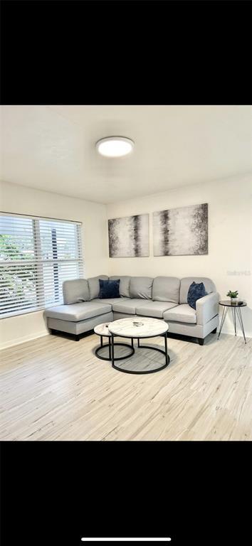 Building Photo - 611 S Seneca Blvd