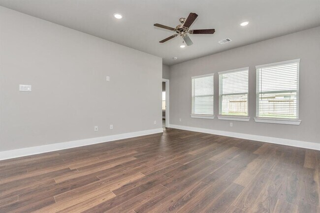 Building Photo - 10510 Moon Vly Ln