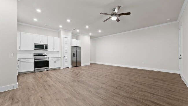 Building Photo - 1109 Saffira-