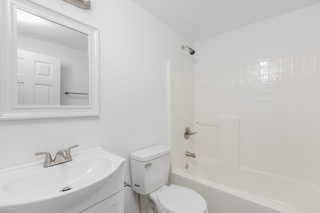 Building Photo - Spacious 4-Bedroom Home with Modern Upgrades Throughout