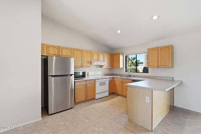 Building Photo - 16264 N 66th St