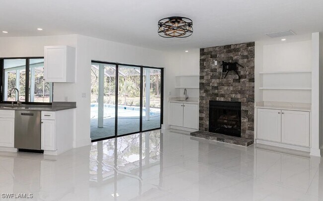 Building Photo - 5588 Wendy Ln