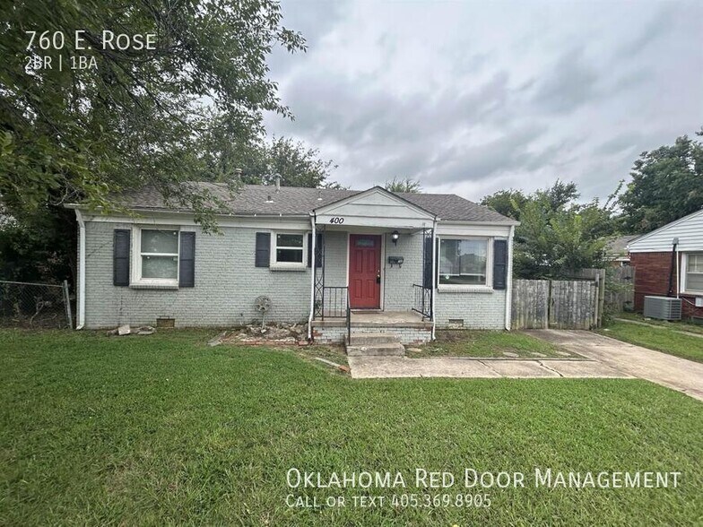 Building Photo - 760 E Rose Dr