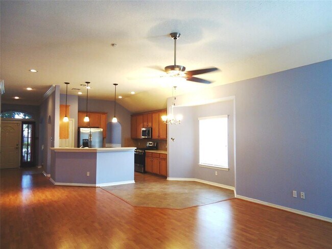 Building Photo - 5611 Eagle Sky Blvd