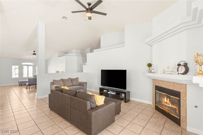 Building Photo - 3870 Cotillion Ct