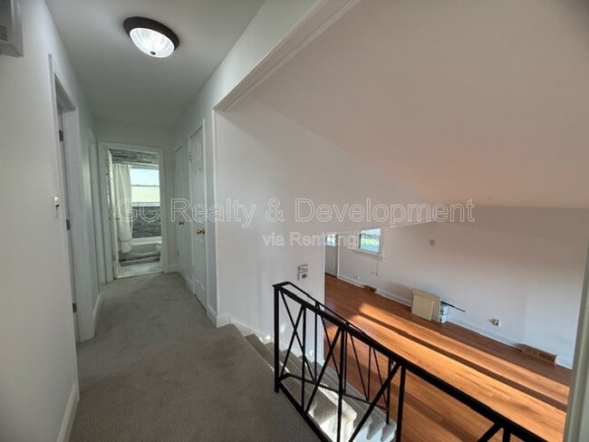 Building Photo - 2N278 Prairie Ave