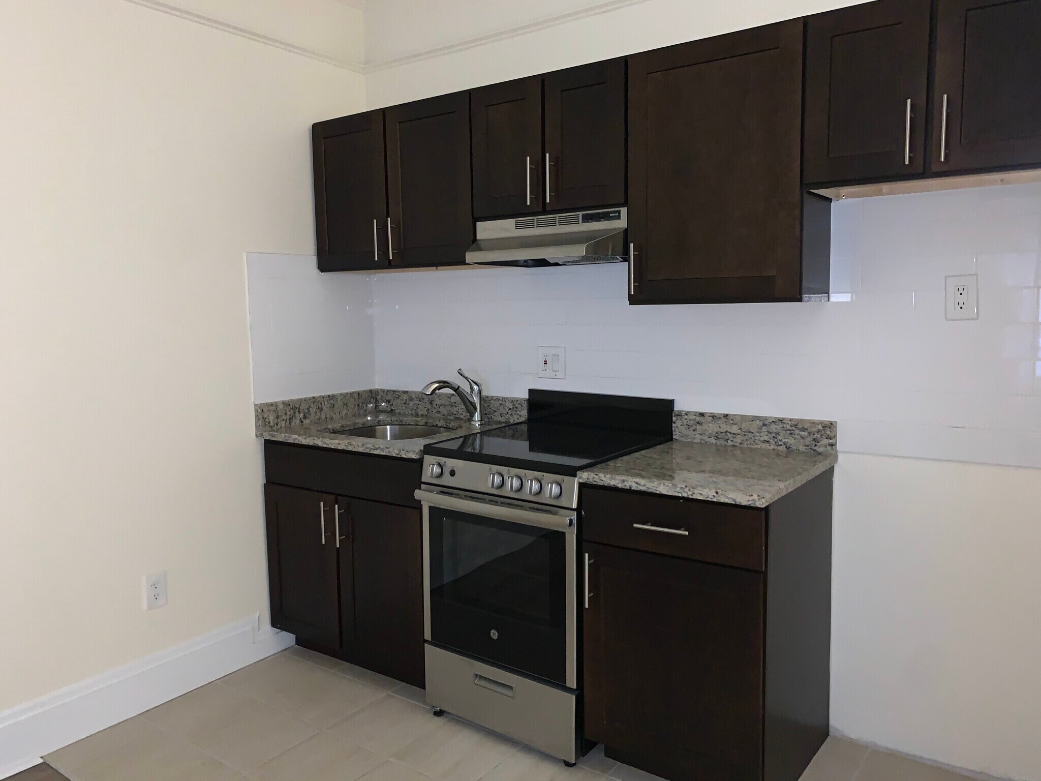 Building Photo - 62 Boylston St