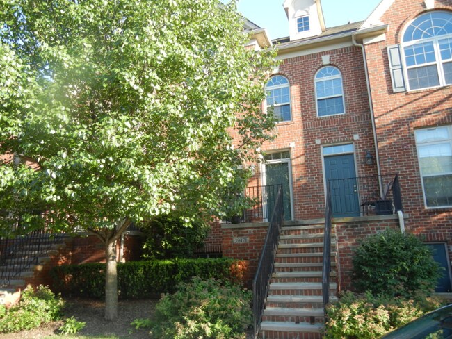 Primary Photo - 39471 Springwater Dr