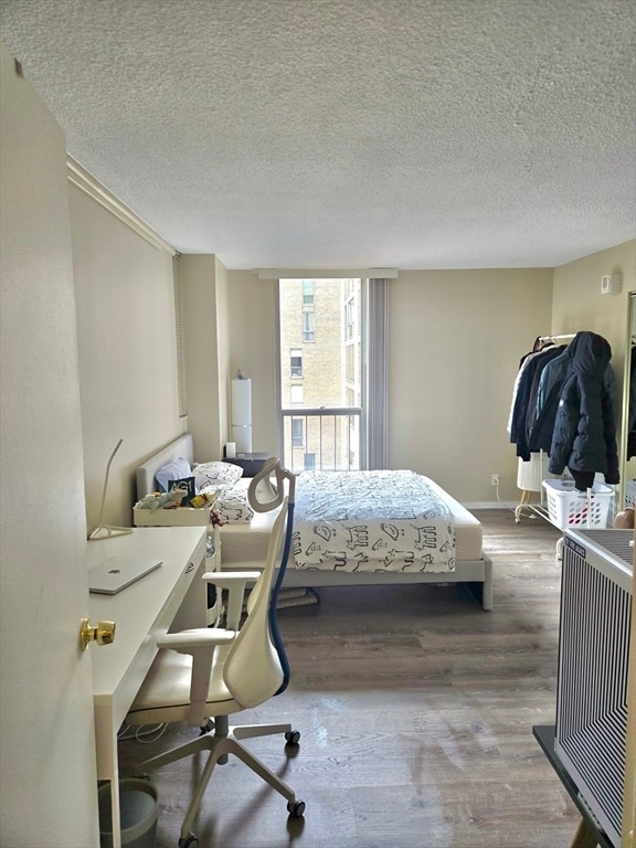 Building Photo - 99 Pond Ave