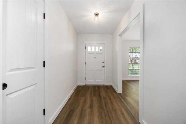 Building Photo - 12418 A Bar Dr