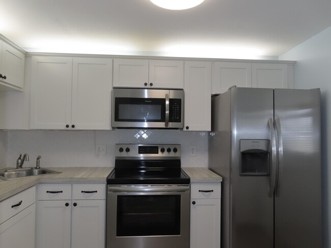 Building Photo - 1501 S Ocean Blvd
