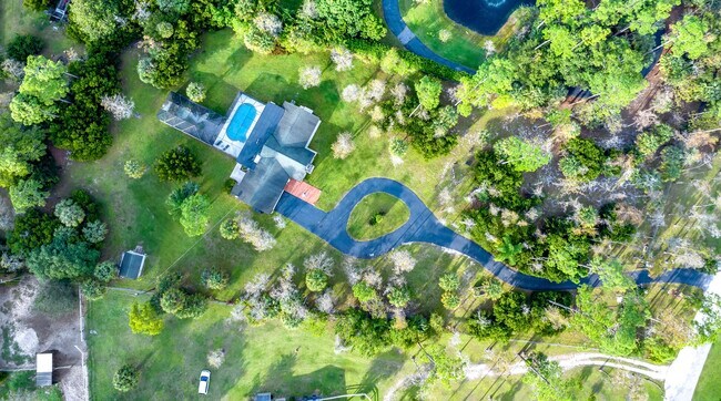 Building Photo - 583 Rambling Dr Cir